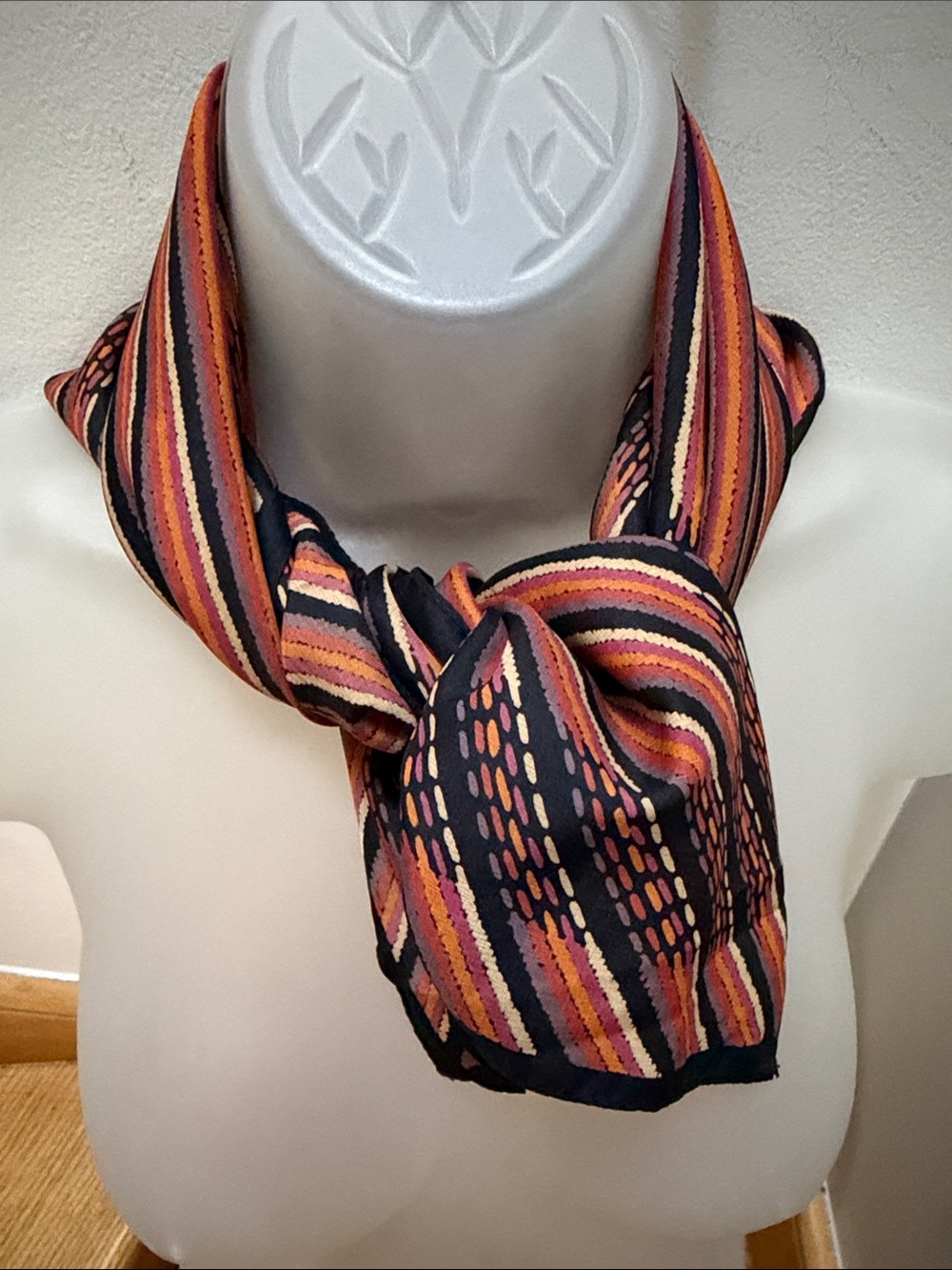 VTG Marshall Field’s Italian Geometric Scarf Black, orange, purple, pink, cream - Picture 4 of 16